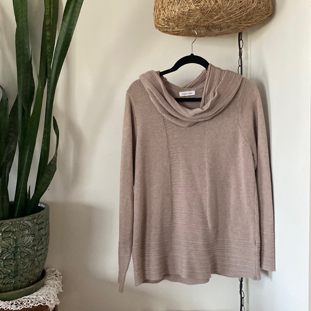 Calvin Klein Sweater